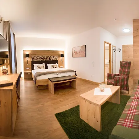 Waldhotel - Genuss & Wellness Am Notschreipass 4* טודנאו