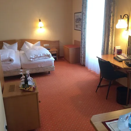 Waldhotel - Genuss & Wellness Am Notschreipass טודנאו