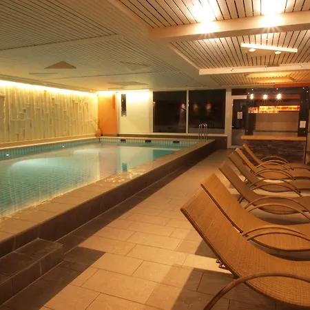 Waldhotel - Genuss & Wellness Am Notschreipass מלון