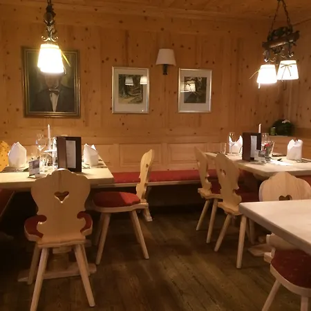 Waldhotel - Genuss & Wellness Am Notschreipass מלון טודנאו