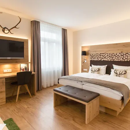 Waldhotel - Genuss & Wellness Am Notschreipass מלון טודנאו