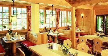 Waldhotel - Genuss & Wellness Am Notschreipass מלון 4*