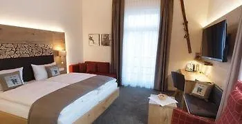 Waldhotel - Genuss & Wellness Am Notschreipass 4* טודנאו